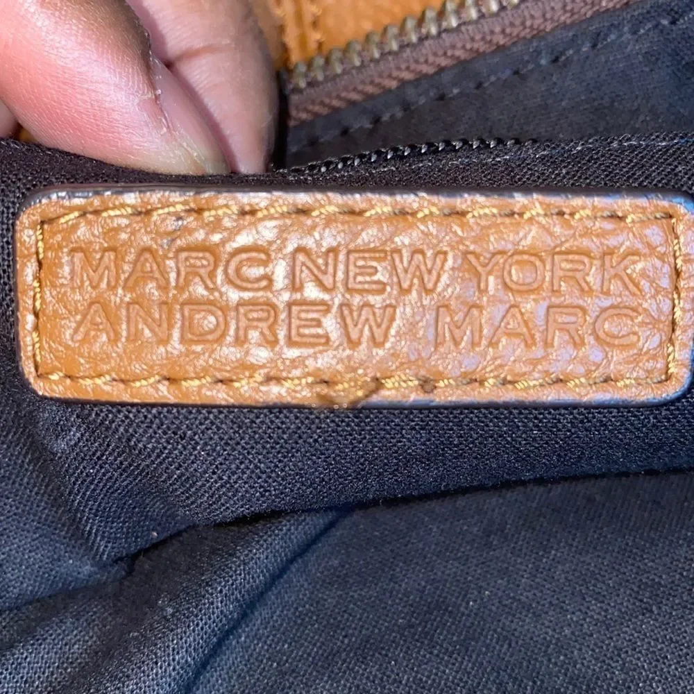 Marc New York Andrew Marc purse rn 54163